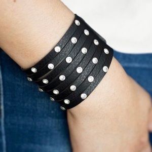 4/$20 NEW! Paparazzi Sass Squad Black Leather Band Bracelet